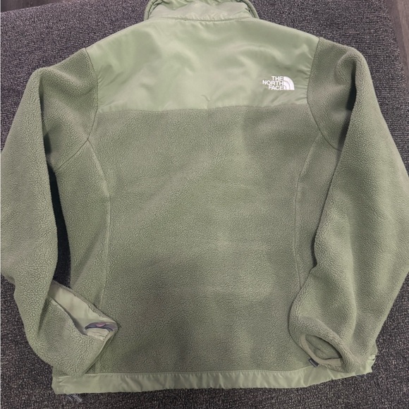 The North Face Olive Fleece Jacket - Picture 3 of 3